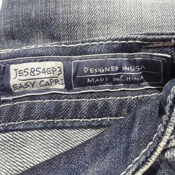 Miss Me Denim Capris - Picture 5 of 5
